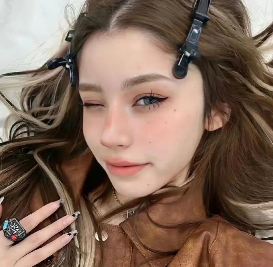活女丧尸夜